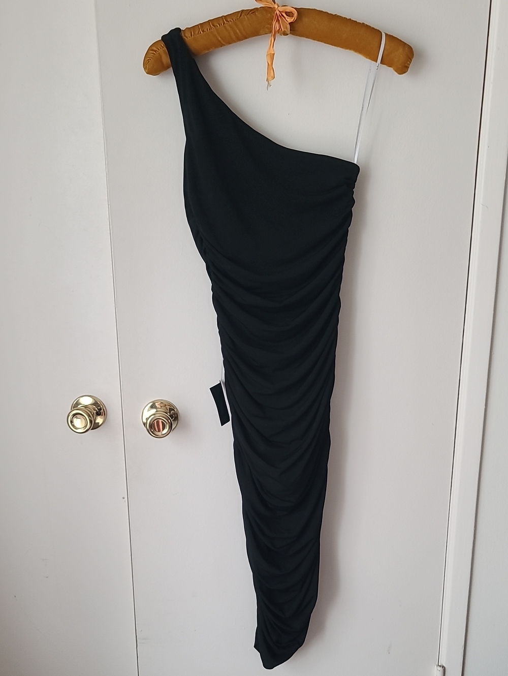 Lulu's One-Shoulder Black Ruched Midi Dress